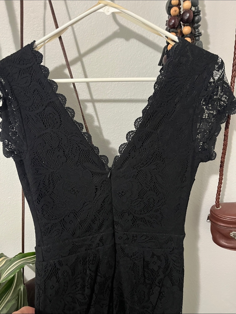 Women's Black Lace V-Neck pant romper - Picture 4 of 4